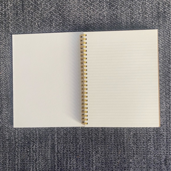 ⭐️Ruff House Print Shop⭐️ Bookworm is My Happy Place Journal - Picture 4 of 6